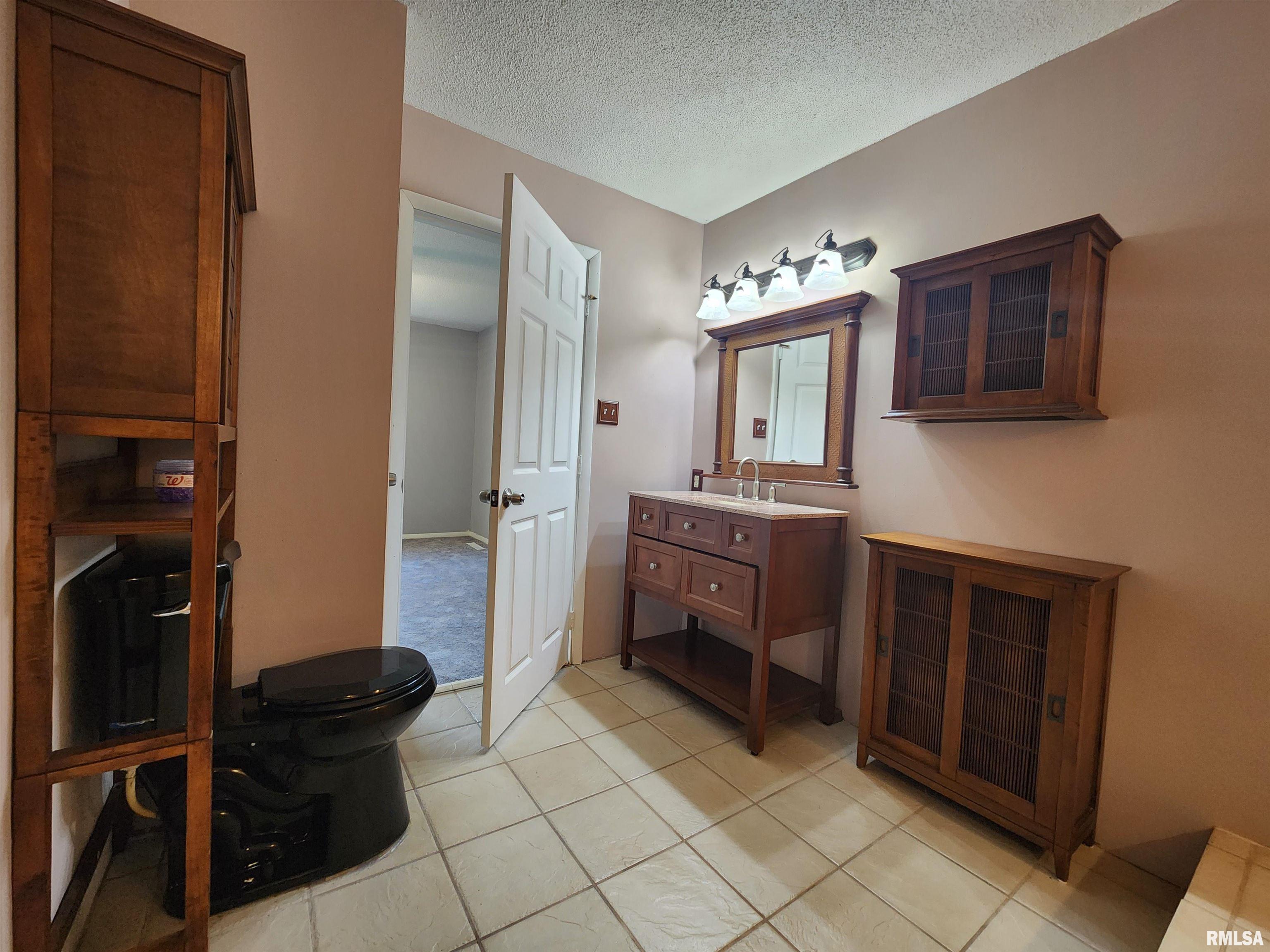 220 West Pulley Road Hurst, IL 62949 - Photo 27 of 41