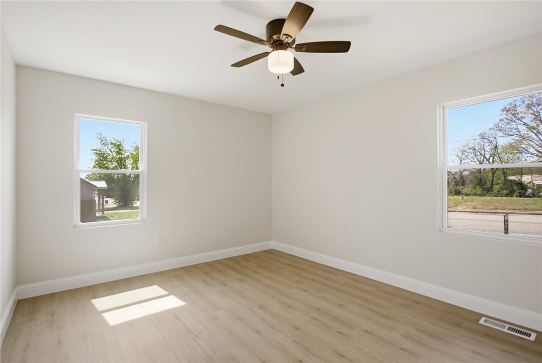 209 Pine Street Seneca, SC 29678 - Photo 18 of 30