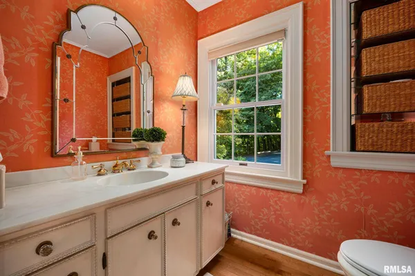 $650,000 | 4704 North Grandview Drive, Peoria Heights, IL 61616