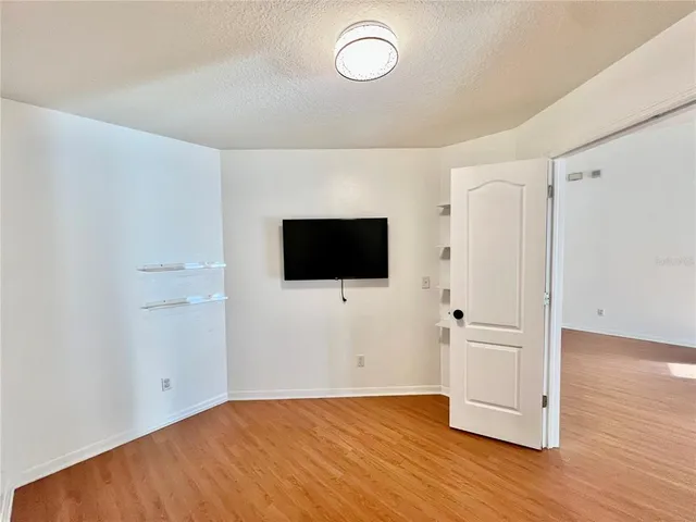 $2,300 | 9817 La Vonda Street, Riverview, FL 33569