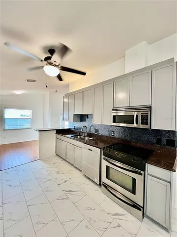 $2,300 | 9817 La Vonda Street, Riverview, FL 33569