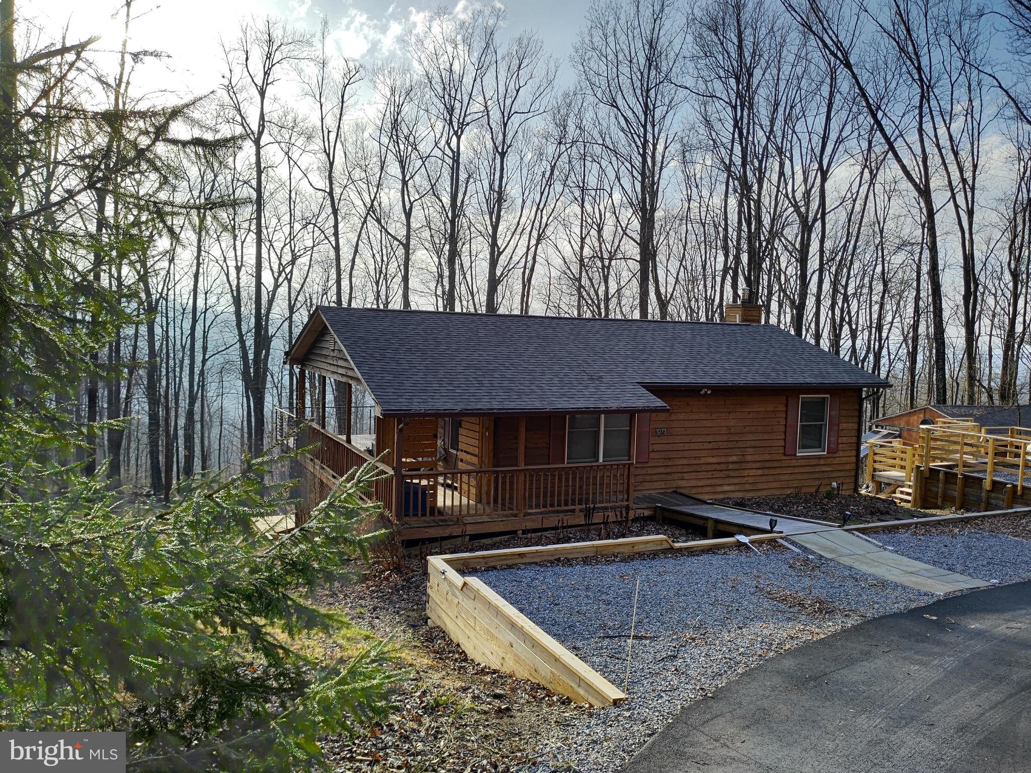 1073 Old Linden Road Linden, VA 22642 - Photo 1 of 48 Gallery Image 1