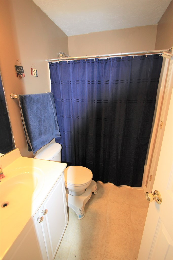 1196 Bison Way Grovetown, GA 30813 - Photo 16 of 19 Hall Bath