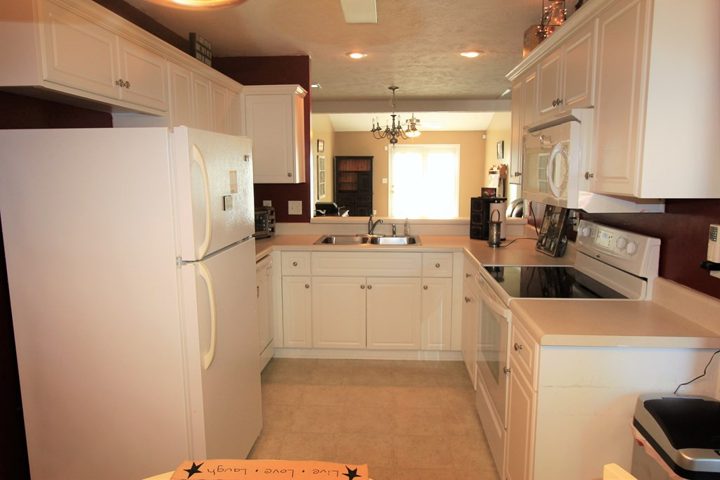 1196 Bison Way Grovetown, GA 30813 - Photo 5 of 19 Kitchen