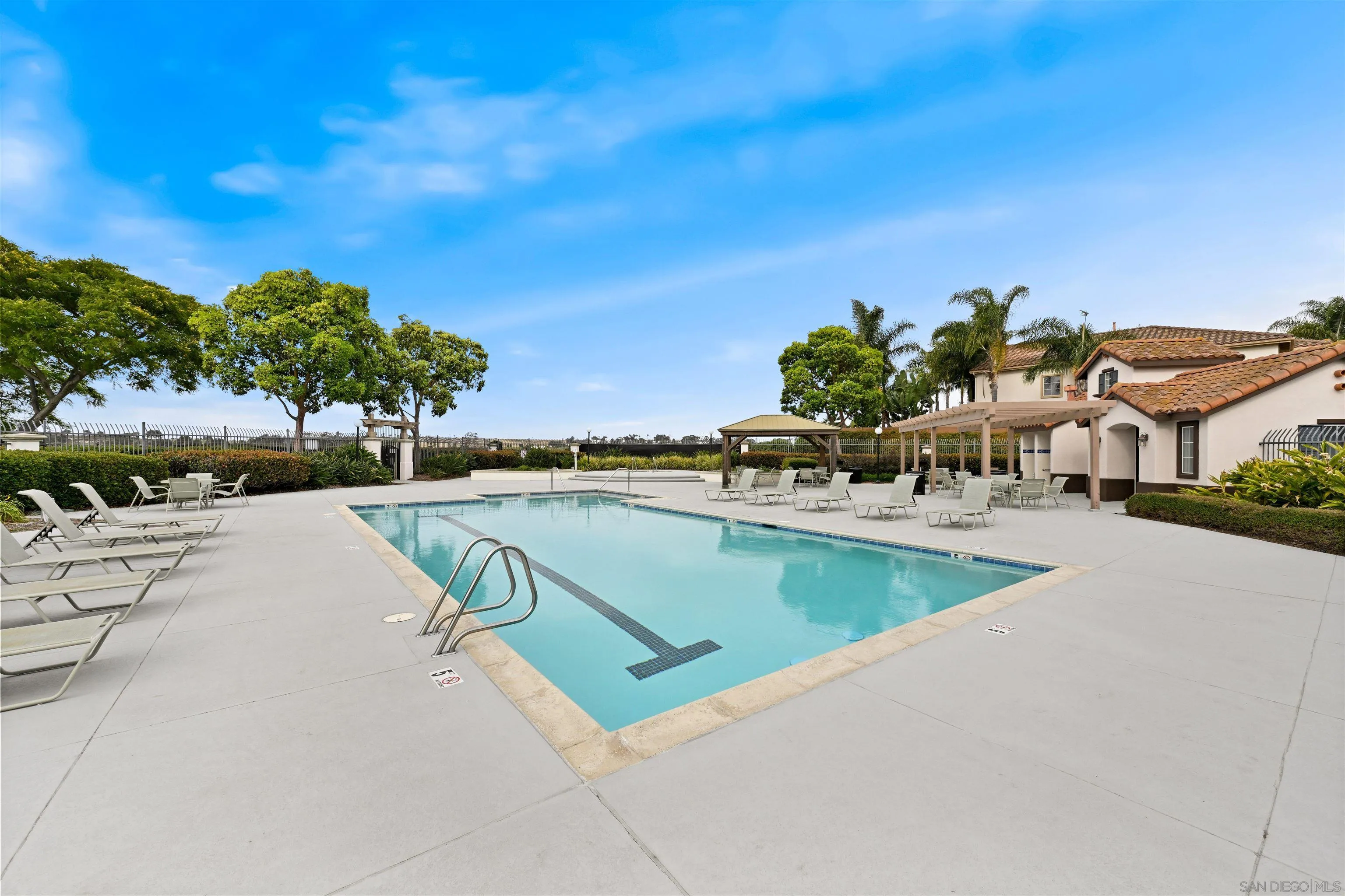 6415 Ruby Way Carlsbad, CA 92011 - Photo 37 of 42