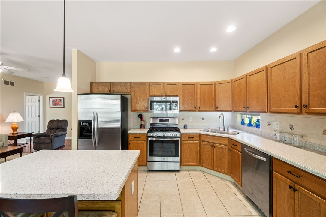 6 Intervale Road Smithfield, RI 02917 - Photo 10 of 33 Gallery Image 10