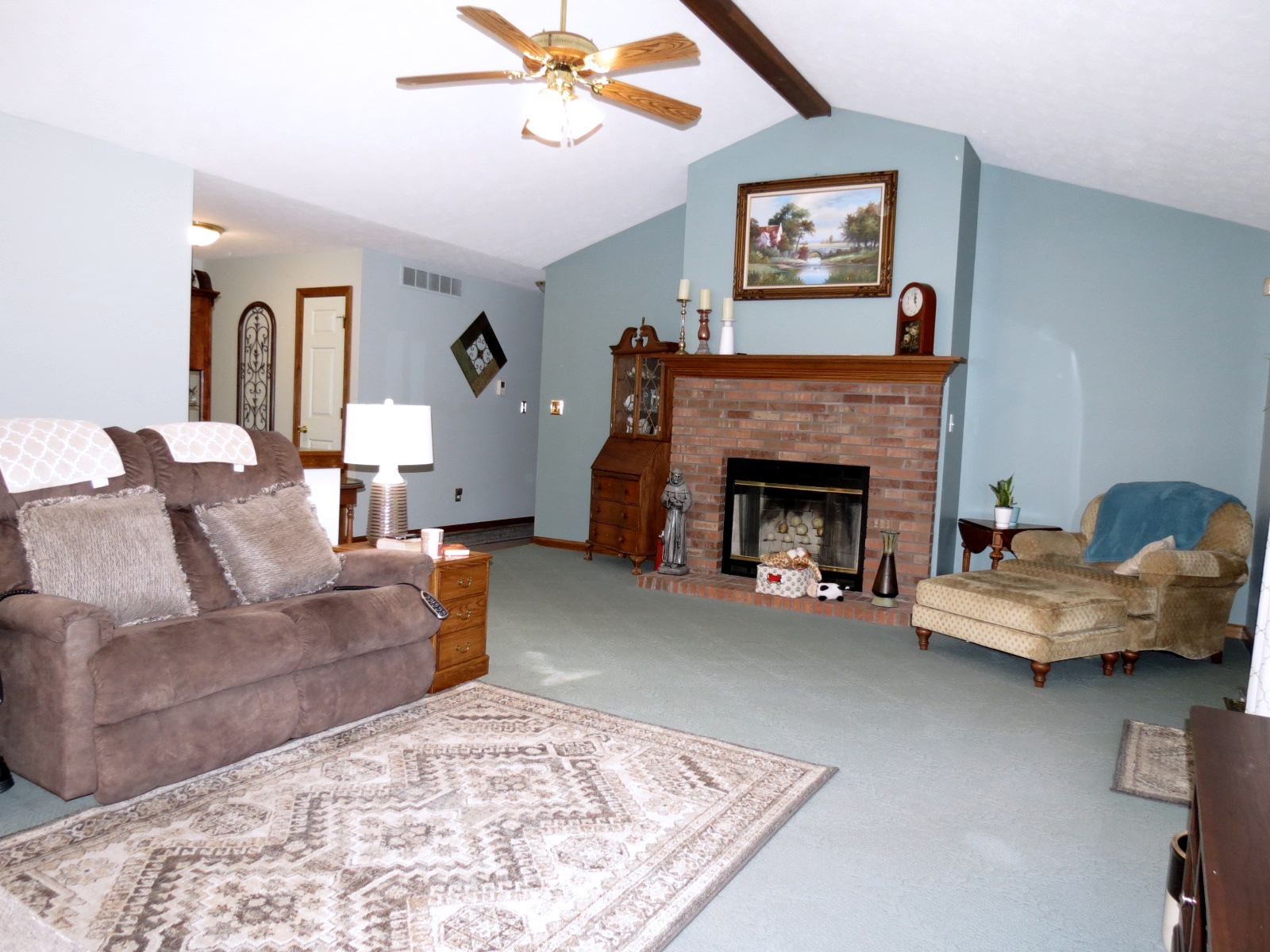 3412 Briar Ridge Way Columbus, IN 47203 - Photo 3 of 33 Gallery Image 3