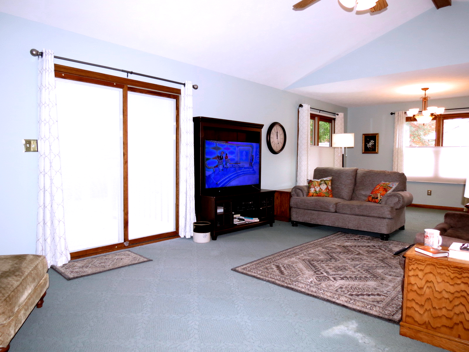 3412 Briar Ridge Way Columbus, IN 47203 - Photo 4 of 33 Gallery Image 4
