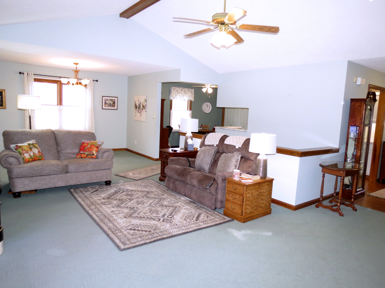3412 Briar Ridge Way Columbus, IN 47203 - Photo 5 of 33 Gallery Image 5