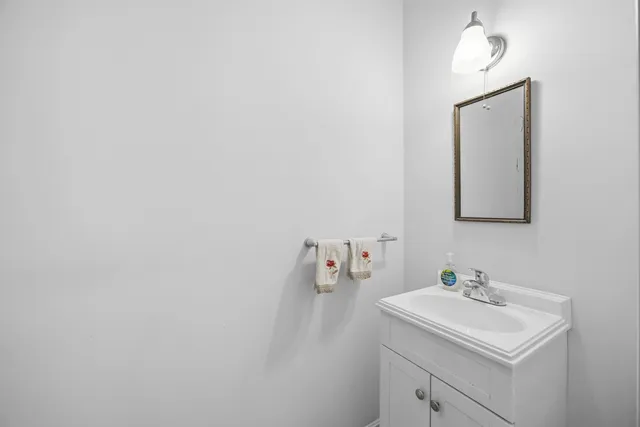 $649,900 | 154 Bell Road, Plymouth, NH 03264