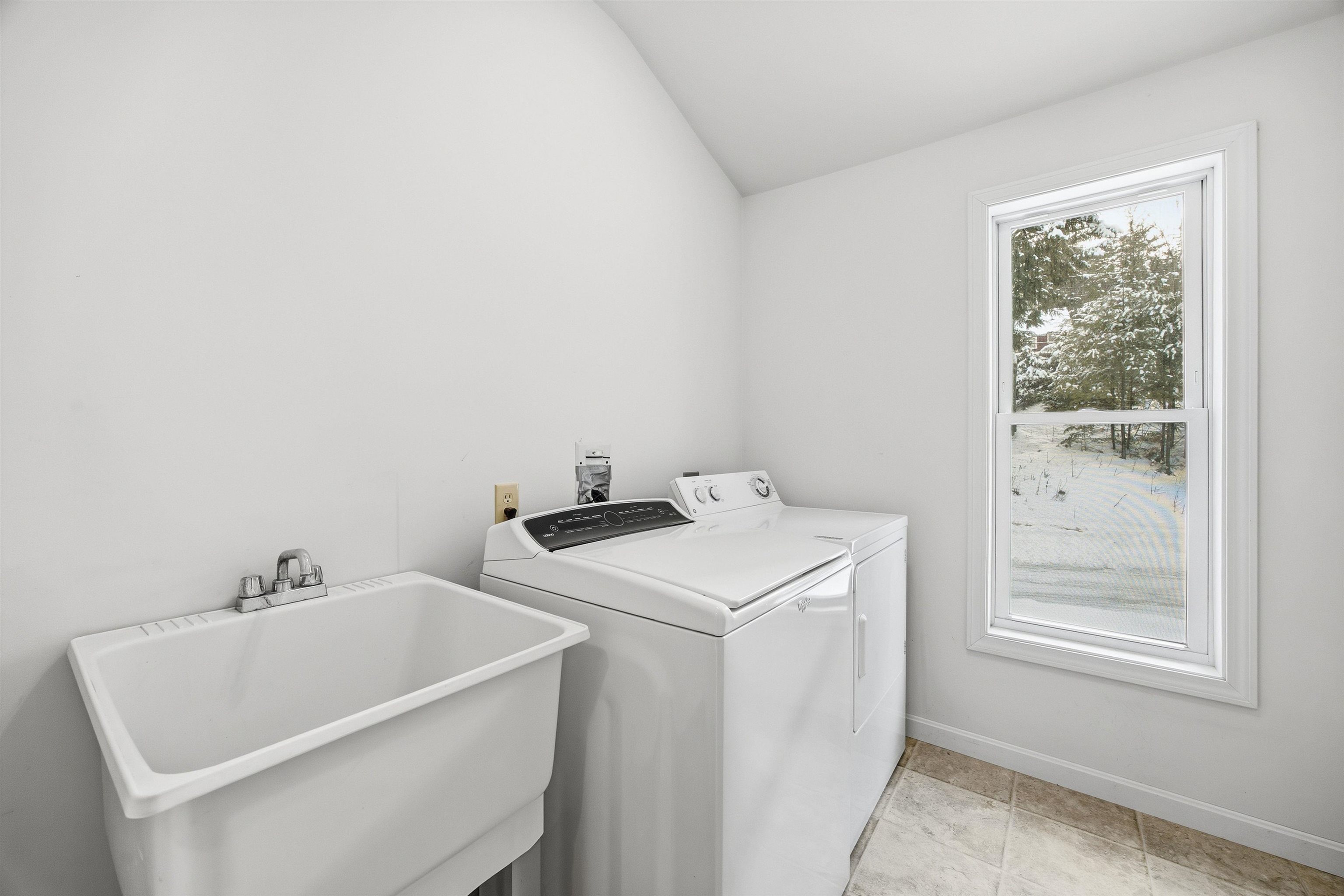 154 Bell Road Plymouth, NH 03264 - Photo 33 of 60