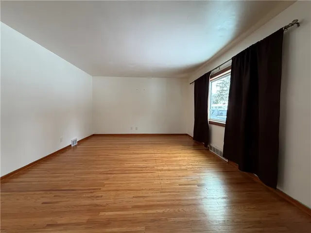 $229,900 | 26 Merrydale Drive, Gates, NY 14624