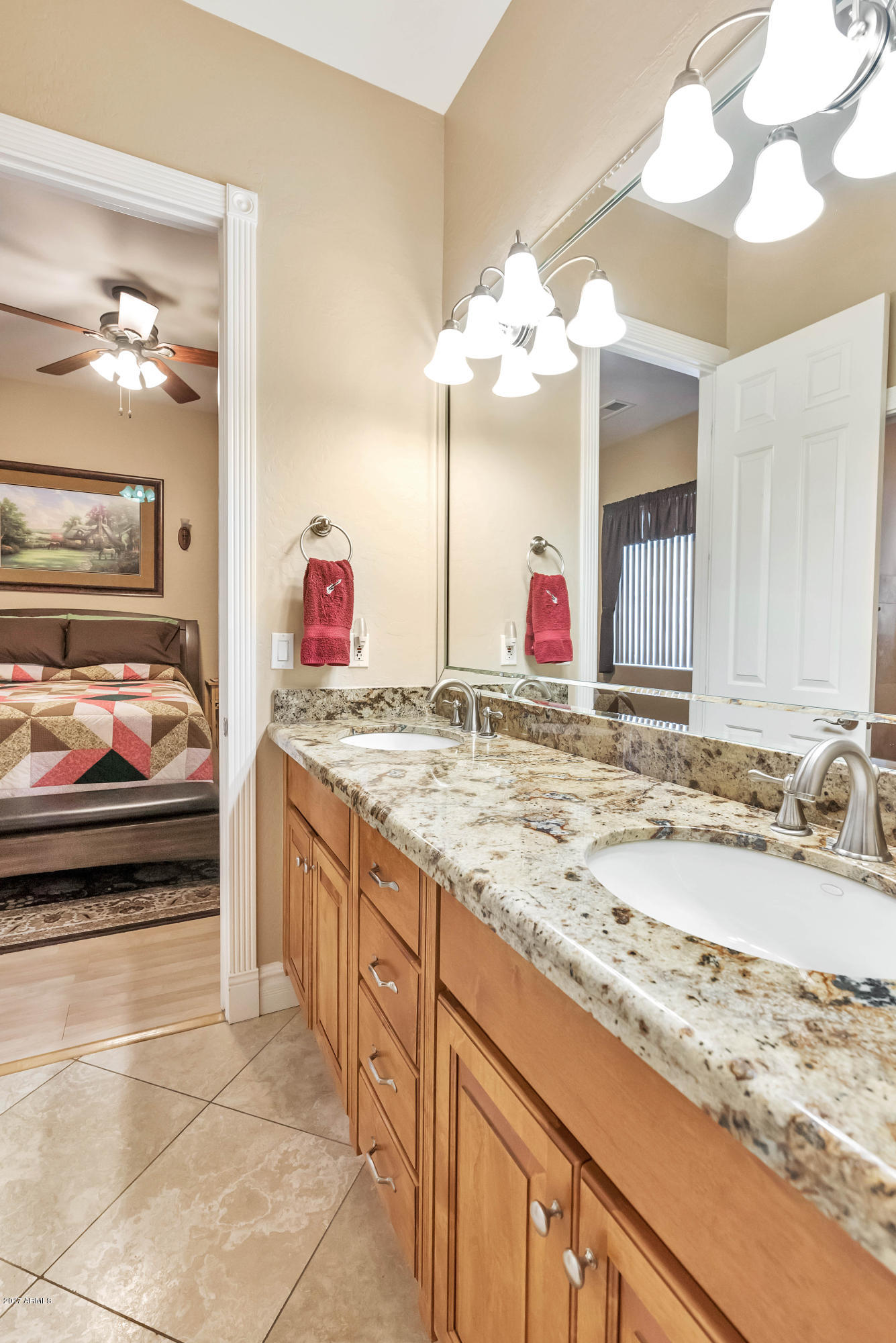 2531 West Saber Road Phoenix, AZ 85086 - Photo 27 of 50 DLB_8639
