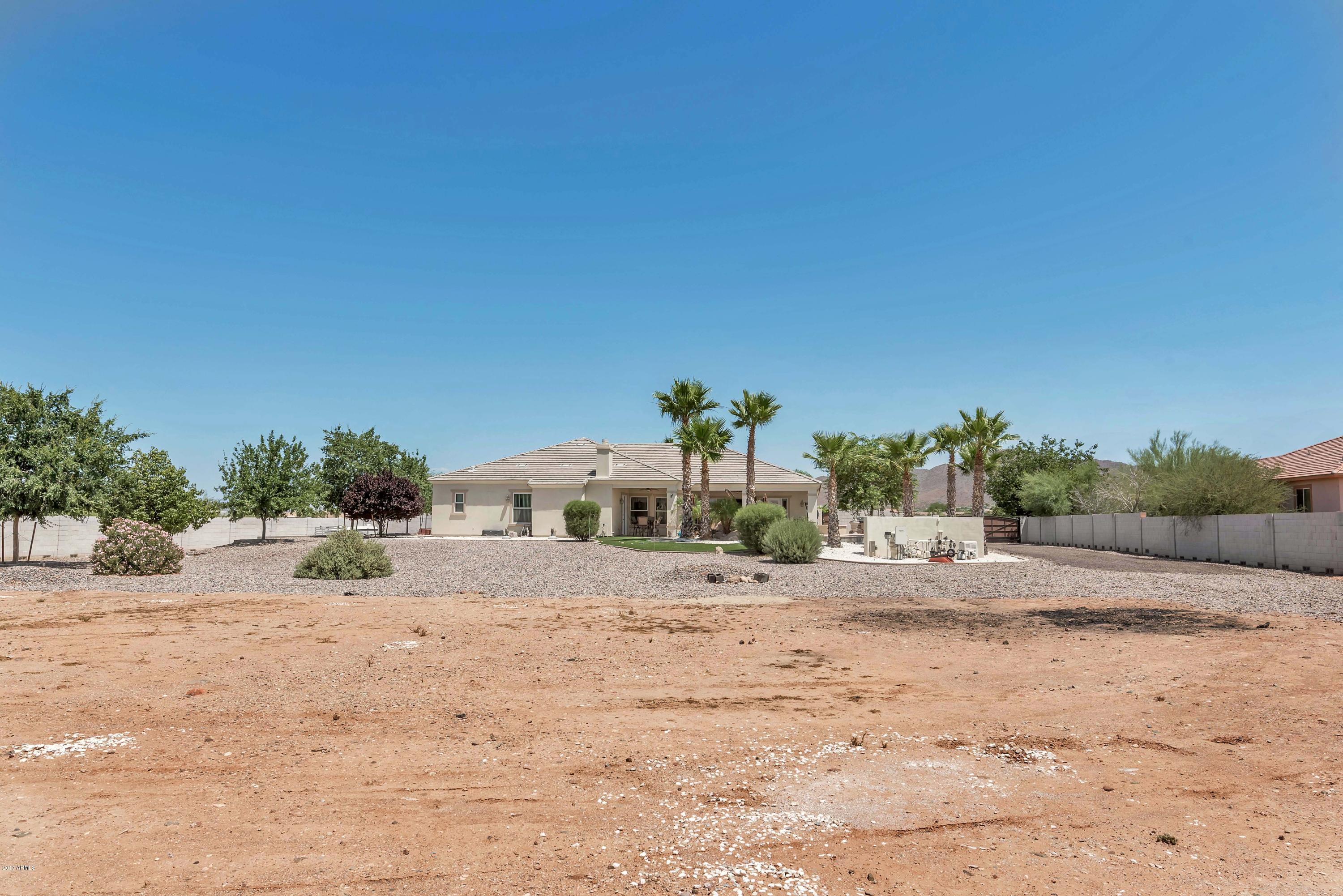 2531 West Saber Road Phoenix, AZ 85086 - Photo 41 of 50 DLB_8619