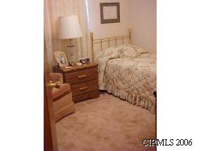 5046 North Huntington Road Marion, IN 46952 - Photo 8 of 9 Gallery Image 8