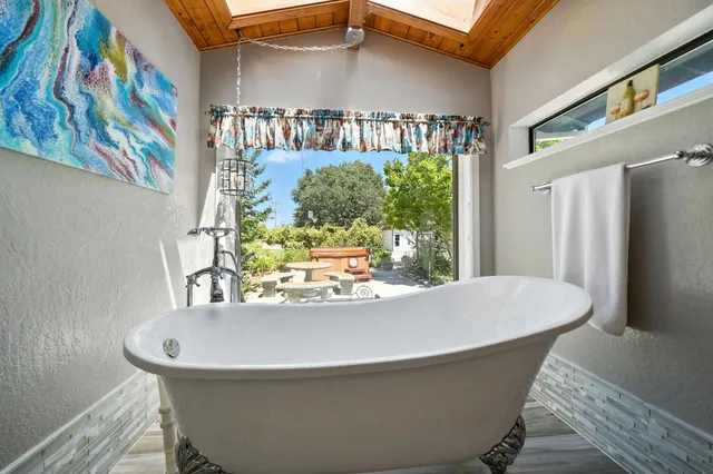 $869,900 | 10750 Dixie Road, Red Bluff, CA 96080