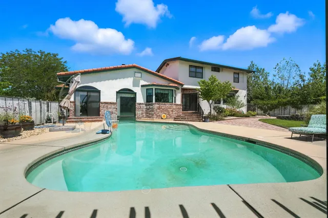 $869,900 | 10750 Dixie Road, Red Bluff, CA 96080