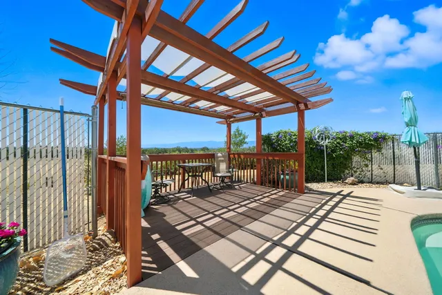 $869,900 | 10750 Dixie Road, Red Bluff, CA 96080