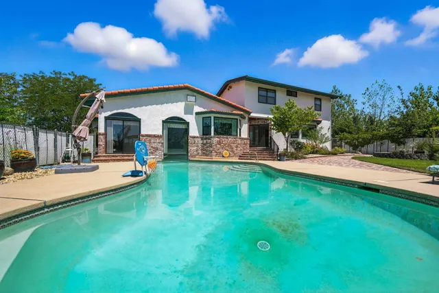 $869,900 | 10750 Dixie Road, Red Bluff, CA 96080