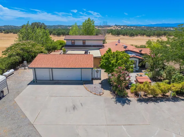$869,900 | 10750 Dixie Road, Red Bluff, CA 96080