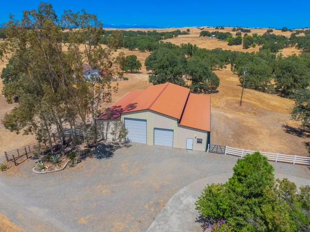 $869,900 | 10750 Dixie Road, Red Bluff, CA 96080