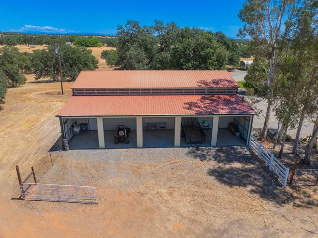 $869,900 | 10750 Dixie Road, Red Bluff, CA 96080