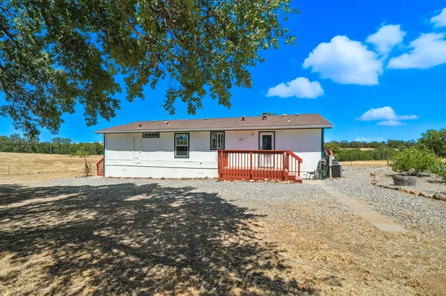 $869,900 | 10750 Dixie Road, Red Bluff, CA 96080