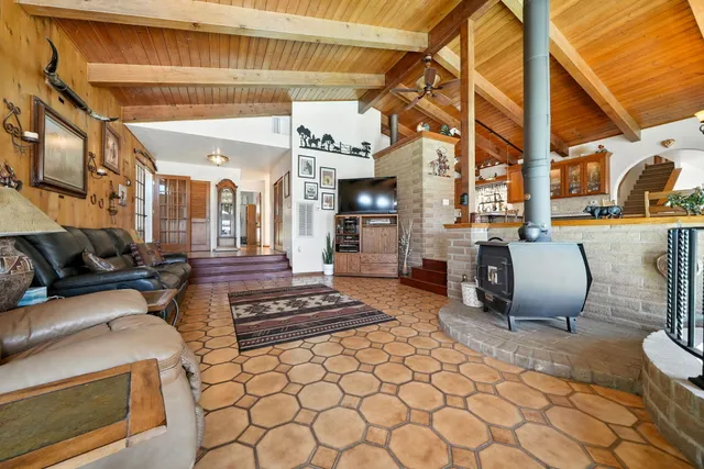 $869,900 | 10750 Dixie Road, Red Bluff, CA 96080