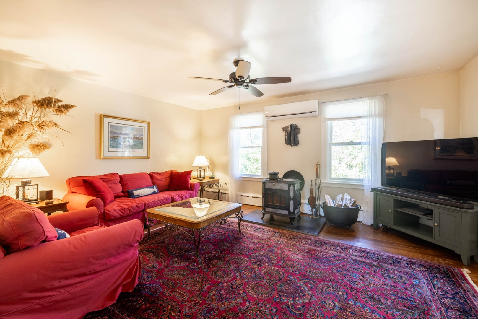 179 County Road Oak Bluffs, MA 02557 - Photo 8 of 23 Living room