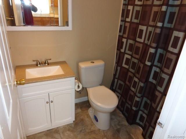 2833 Range Road Smiths Creek, MI 48074 - Photo 6 of 24 2833 range 005.jpg