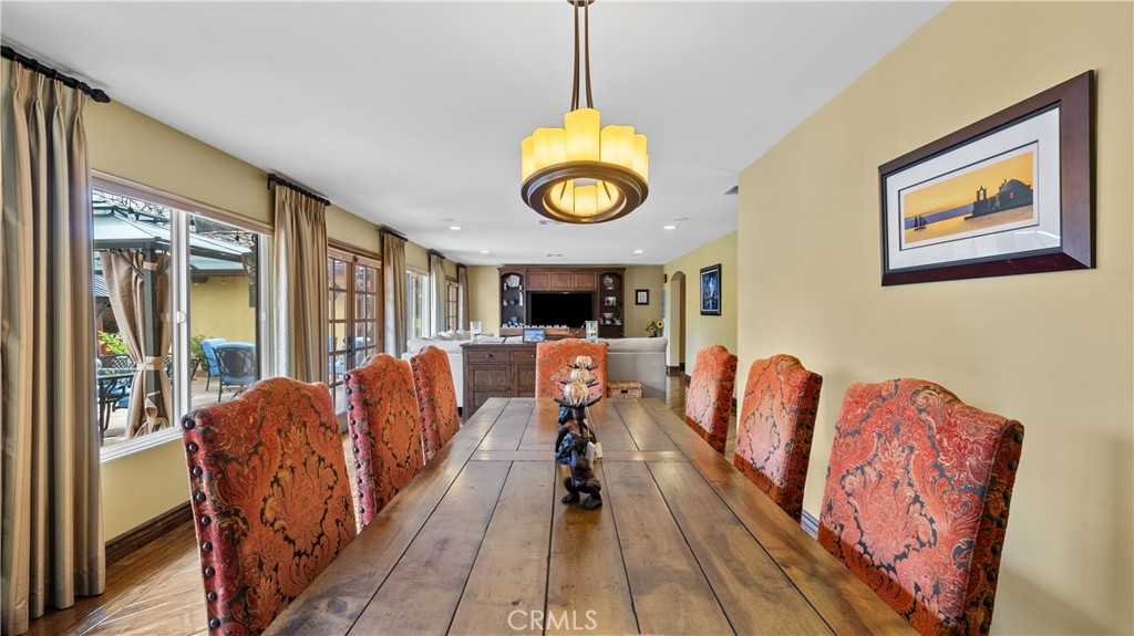 24604 Apple Street Newhall, CA 91321 - Photo 15 of 47