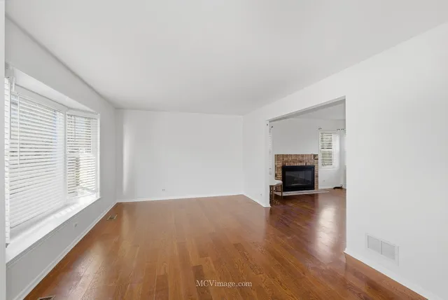 $455,000 | 1070 North Ashbury Avenue, Bolingbrook, IL 60440