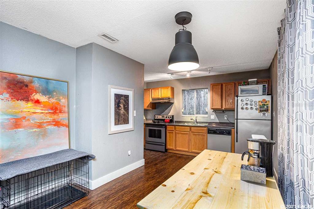 507 Northwest 39th Road, Unit 204 Gainesville, FL 32607 - Photo 1 of 1