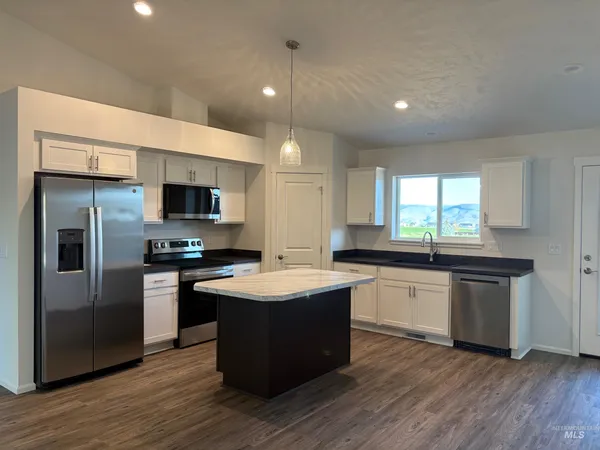 $369,900 | 3411 Glacier Drive, Lewiston, ID 83501