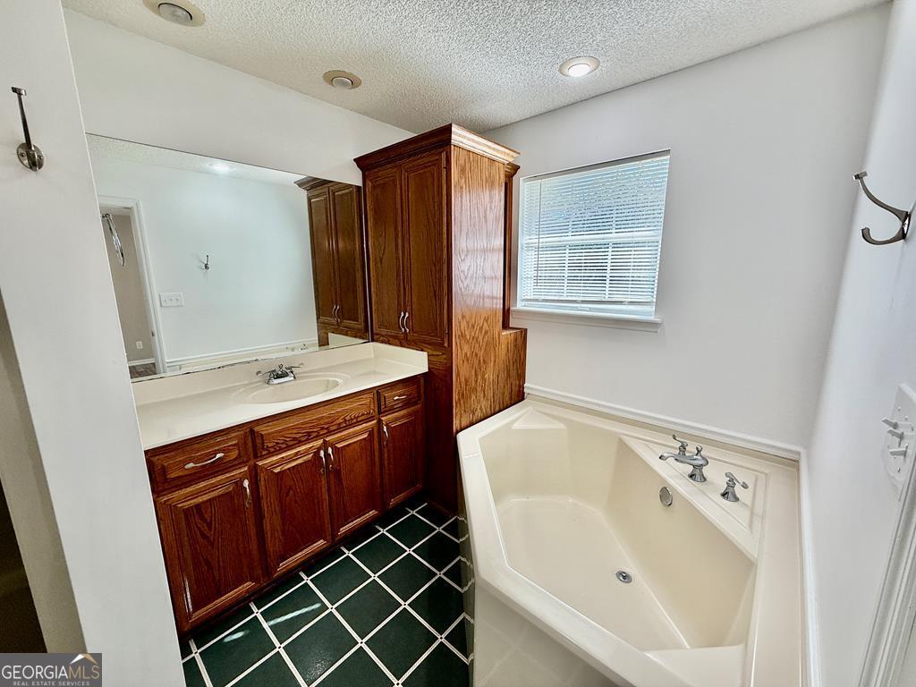 1402 Bear Creek Road Adel, GA 31620 - Photo 13 of 30