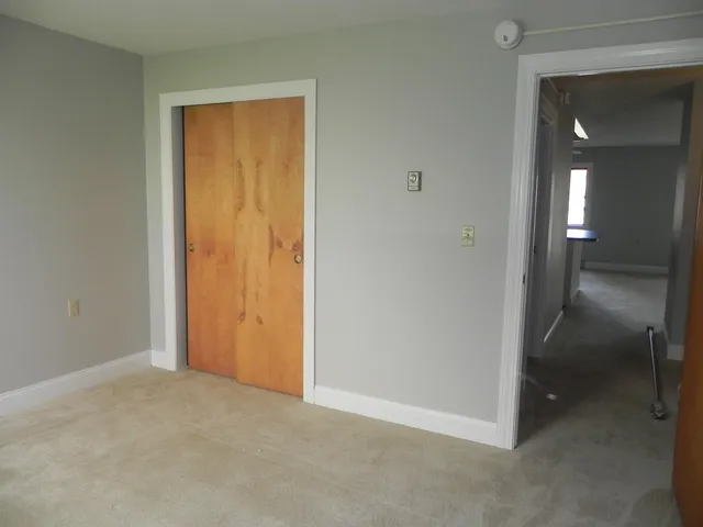 $279,900 | 17 Hawthorne Circle, South Burlington, VT 05403