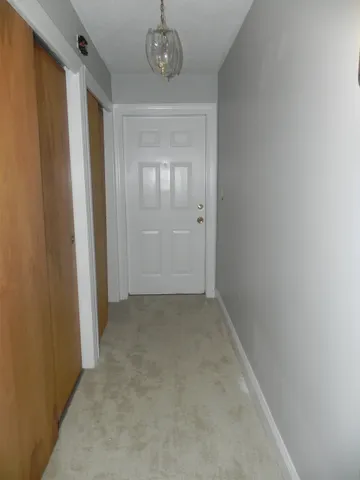 $279,900 | 17 Hawthorne Circle, South Burlington, VT 05403