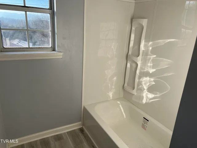 $850 | 1500 Bell Ridge Road, Johnson City, TN 37601