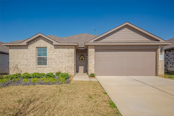 $2,100 | 15010 Eastern Wood Road, Magnolia, TX 77354