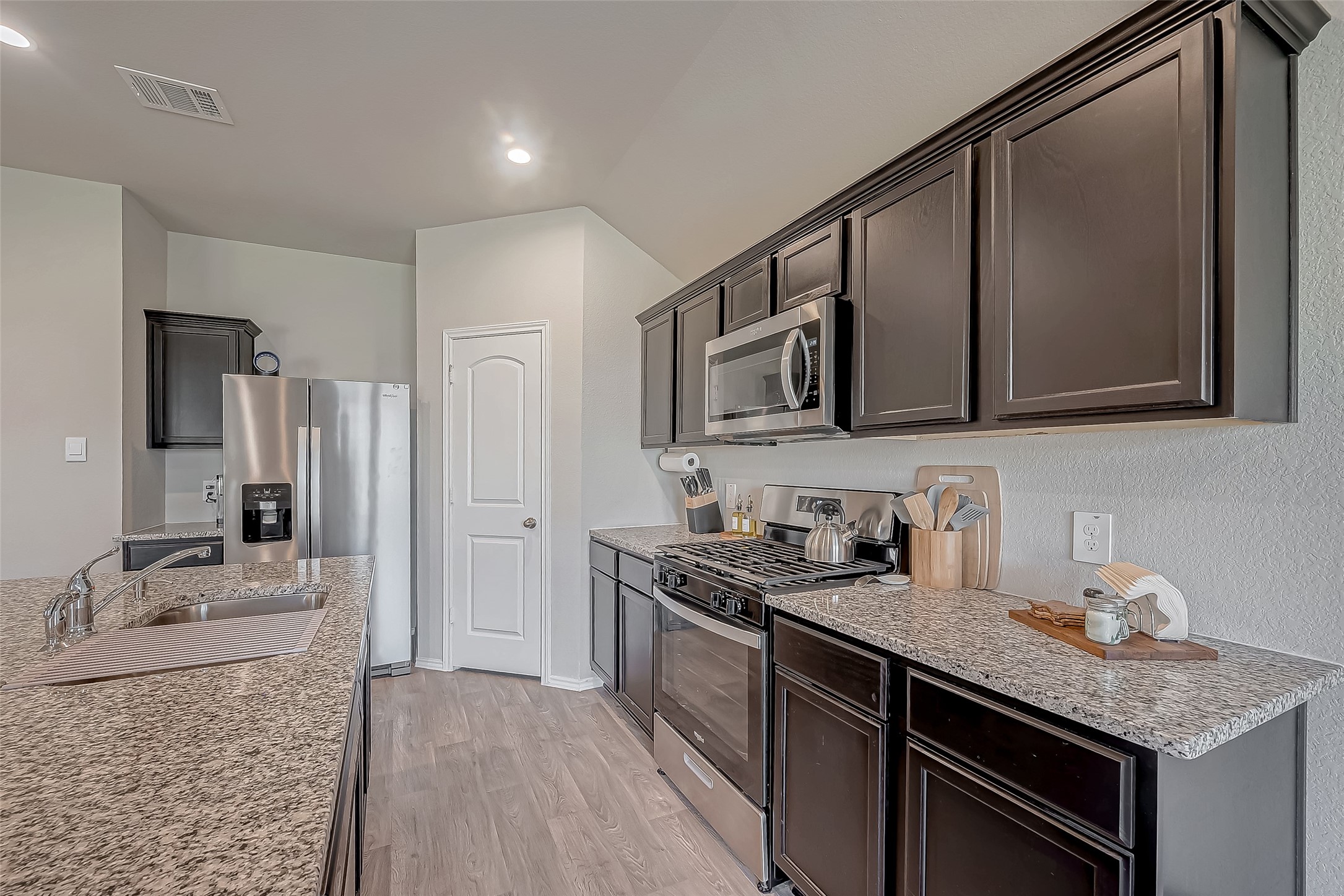 15010 Eastern Wood Road Magnolia, TX 77354 - Photo 15 of 49