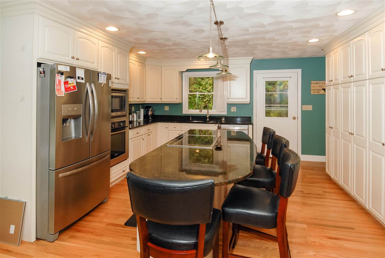 8 Ridge Road Deerfield, NH 03037 - Photo 2 of 35