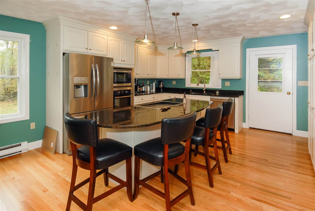 8 Ridge Road Deerfield, NH 03037 - Photo 5 of 35