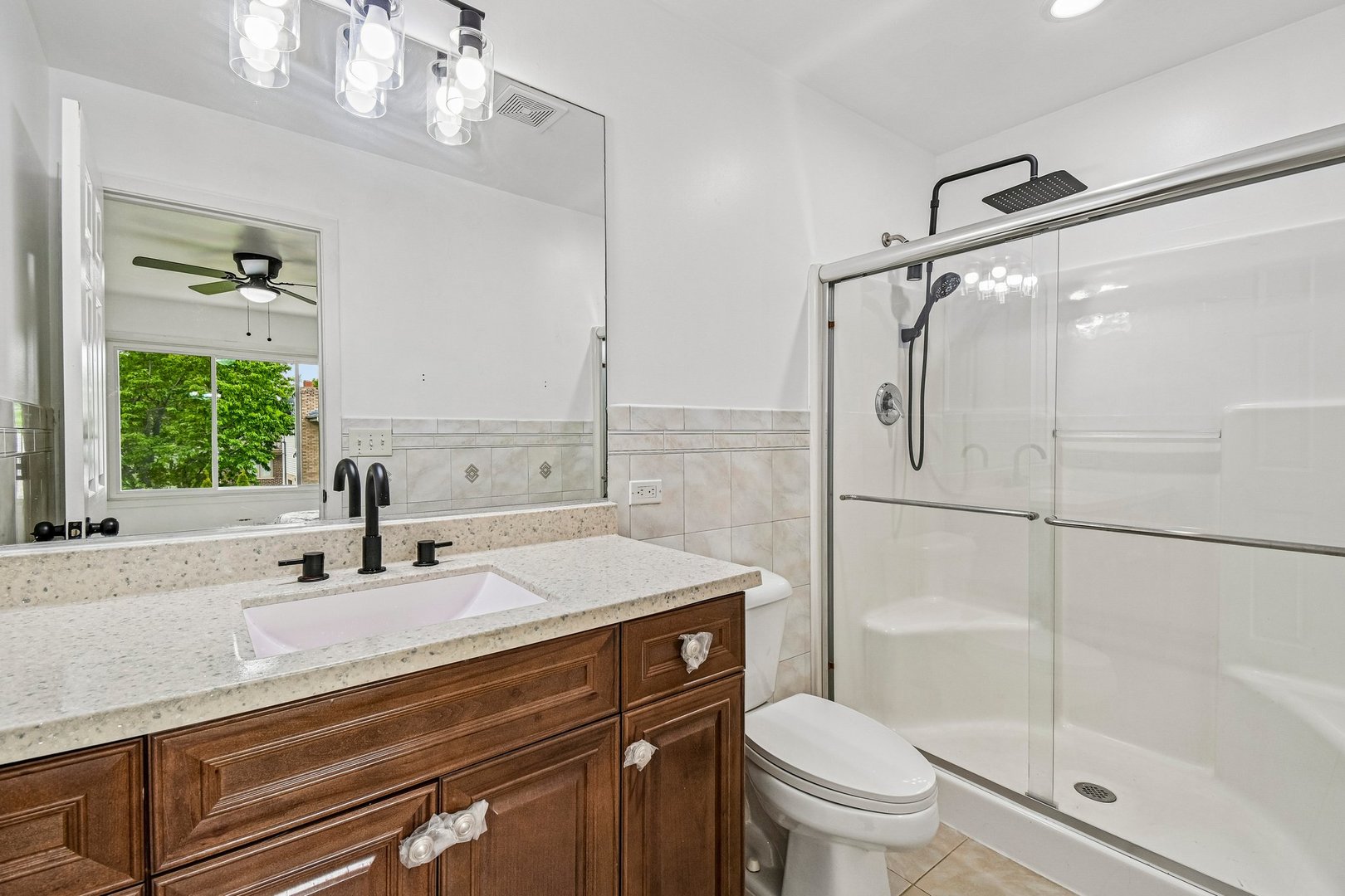 183 West Algonquin Road Des Plaines, IL 60016 - Photo 24 of 37
