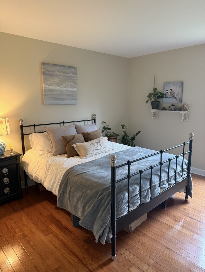 1477 South County Farm Road, Unit 11 Wheaton, IL 60189 - Photo 2 of 9