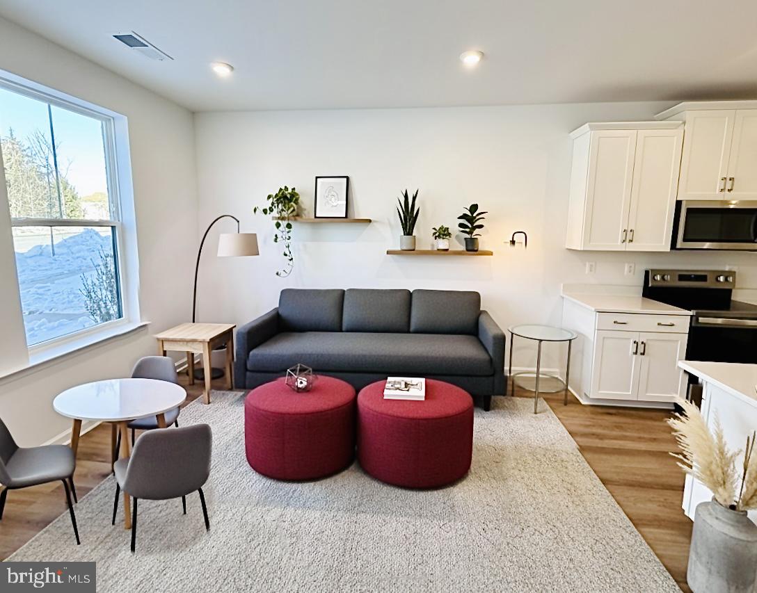 2613 River Birch Road Herndon, VA 20171 - Photo 21 of 22 AI Inspired Furniture/Decor Ideas