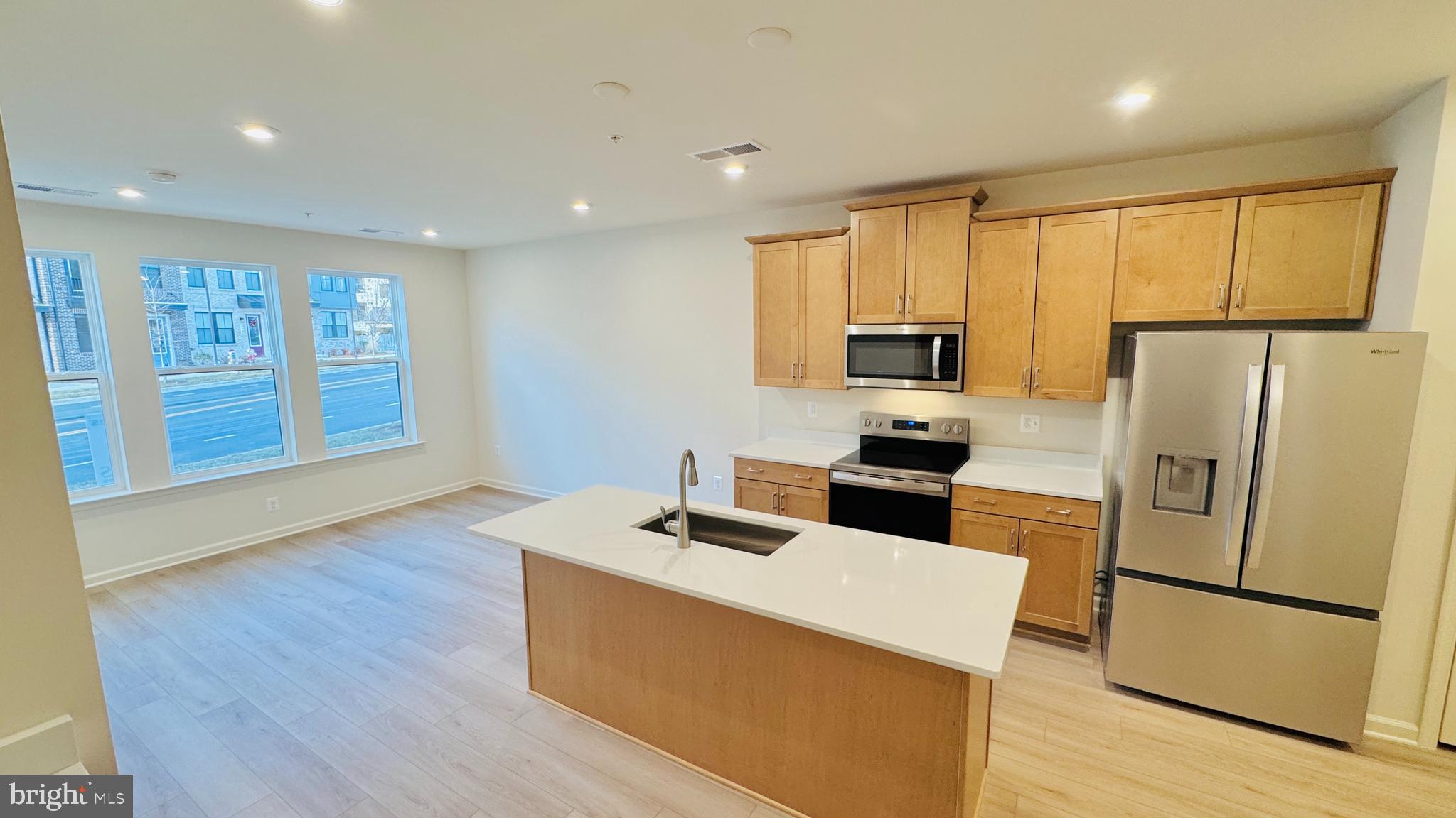 2613 River Birch Road Herndon, VA 20171 - Photo 7 of 22 Kitchen