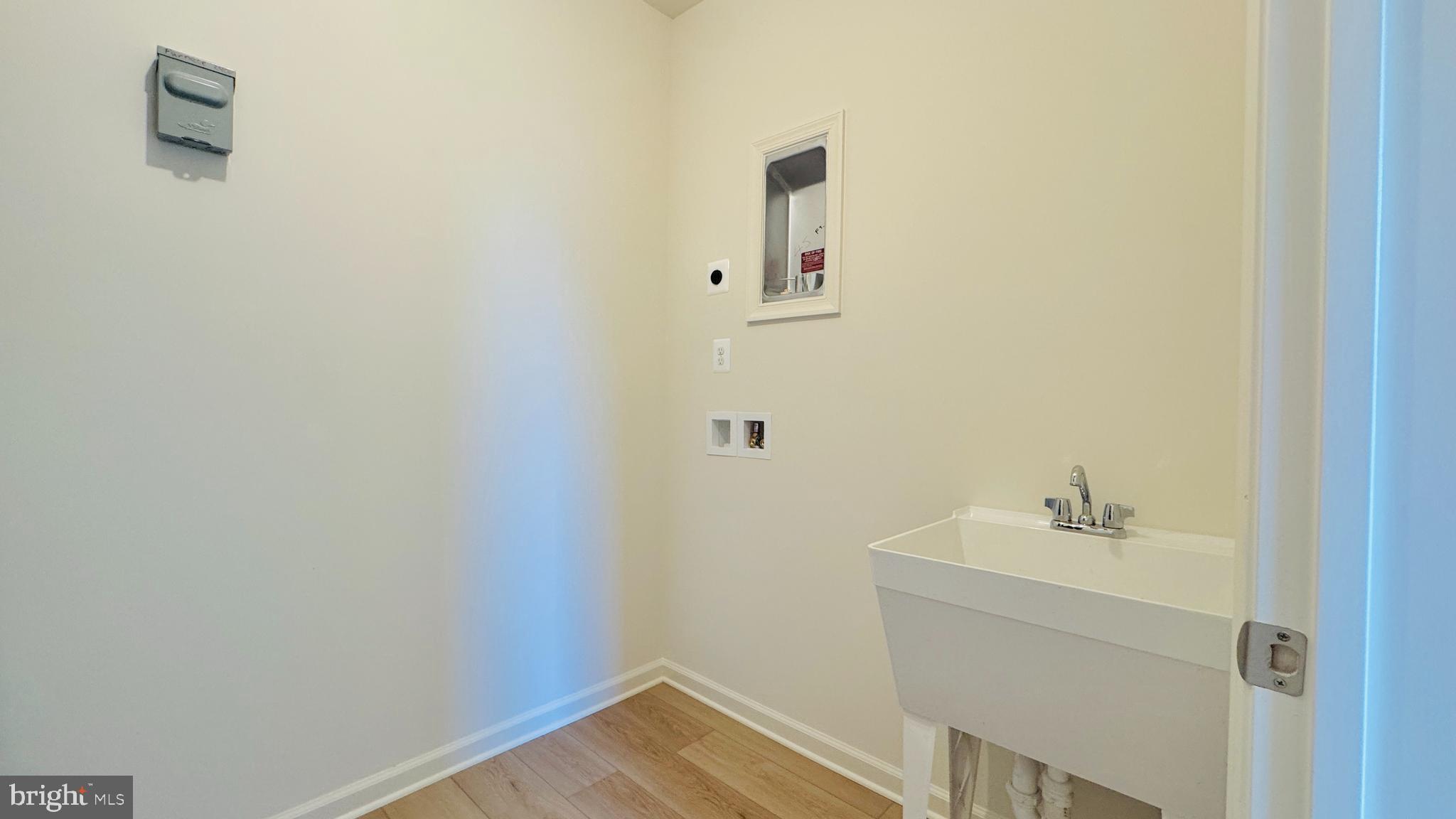 2613 River Birch Road Herndon, VA 20171 - Photo 8 of 22 Laundry