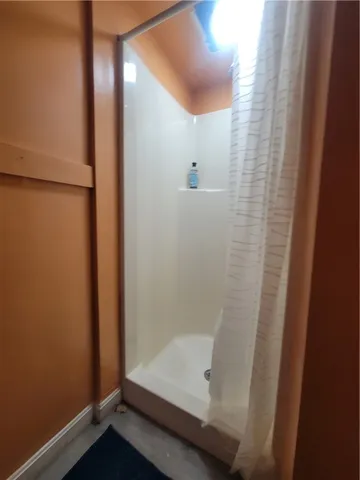 $1,900 | 350 Dyer Avenue, Unit 1, Cranston, RI 02920