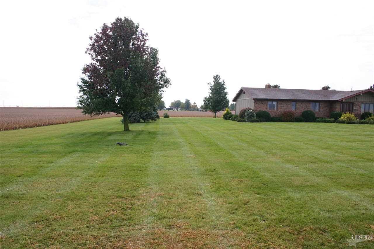 17430 Howe Road Monroeville, IN 46773 - Photo 10 of 28