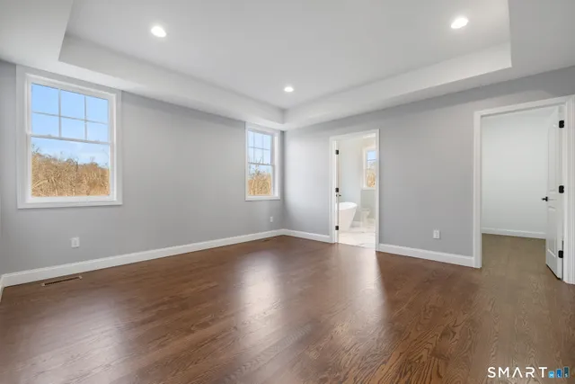 $675,000 | 117 Colchester Avenue, East Hampton, CT 06424